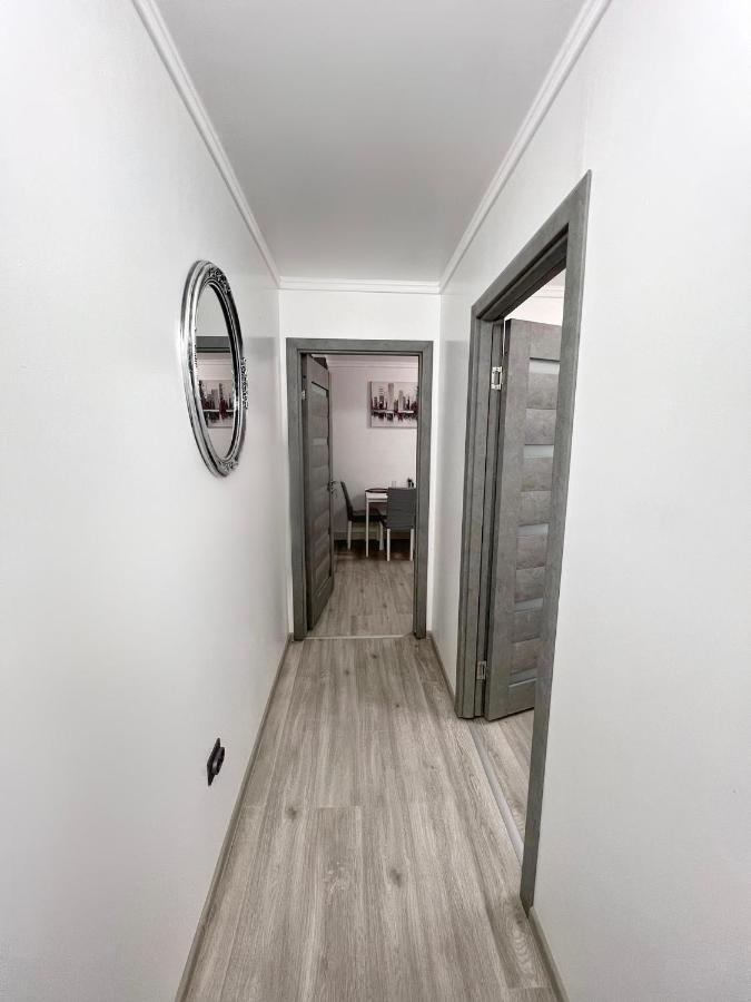 Luxor Ultra-Central Apartments Sibiu Exteriör bild